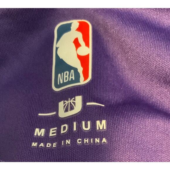 NBA Lakers Lebron James #23 T-Shirt Mens M Sporty Activewear Basketball Tee NWT - Picture 4 of 6